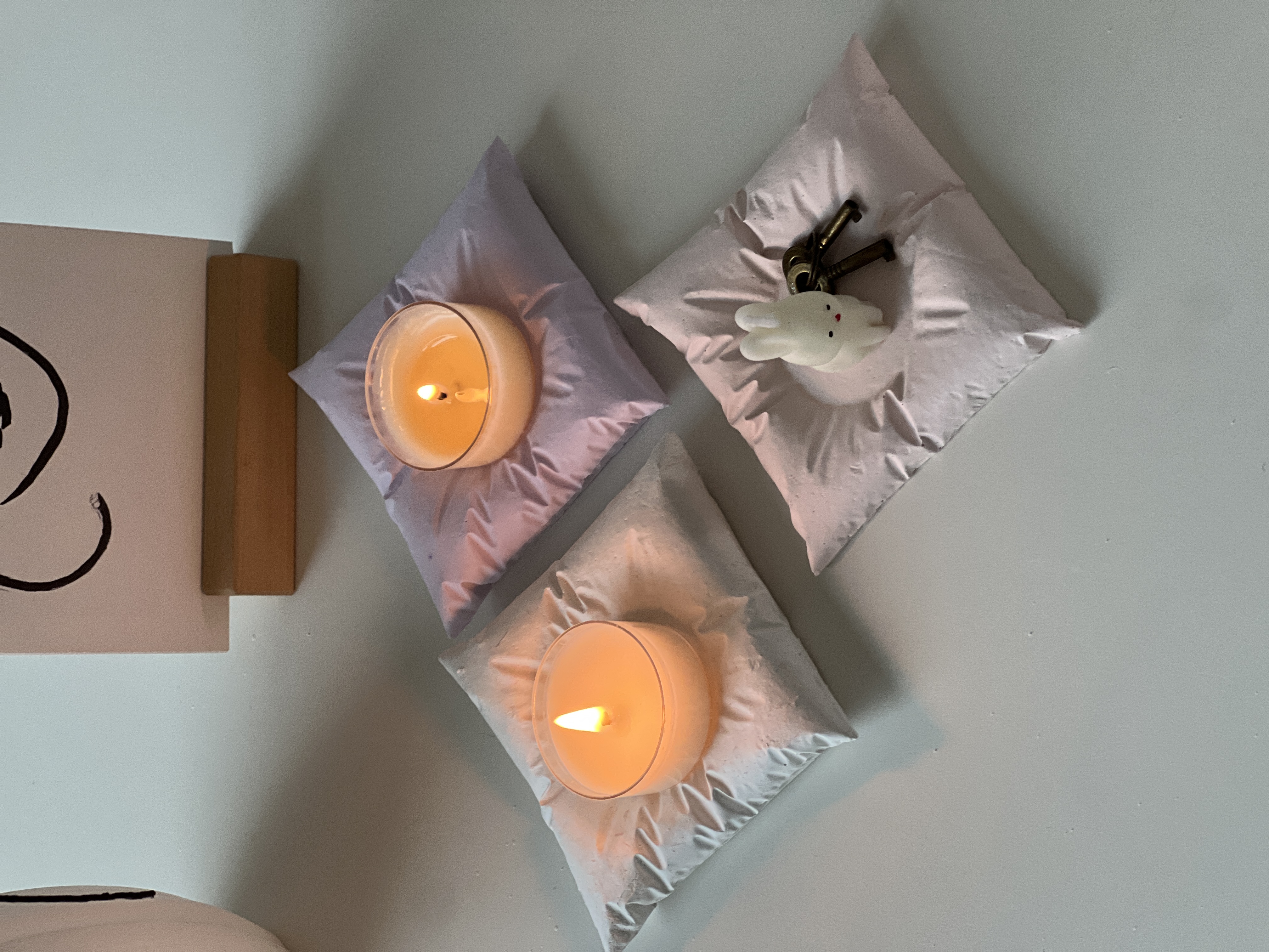 [무료 선물 포장] 쿠션 티라이트 홀더 무드 컷 1